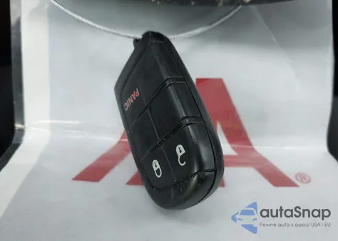 2015 Jeep Grand Cherokee Laredo из США, поврежденный, VIN 1C4RJEAG9FC653947